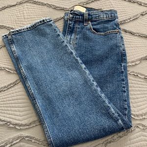 Abercrombie ankle straight ultra high rise jeans size 27R